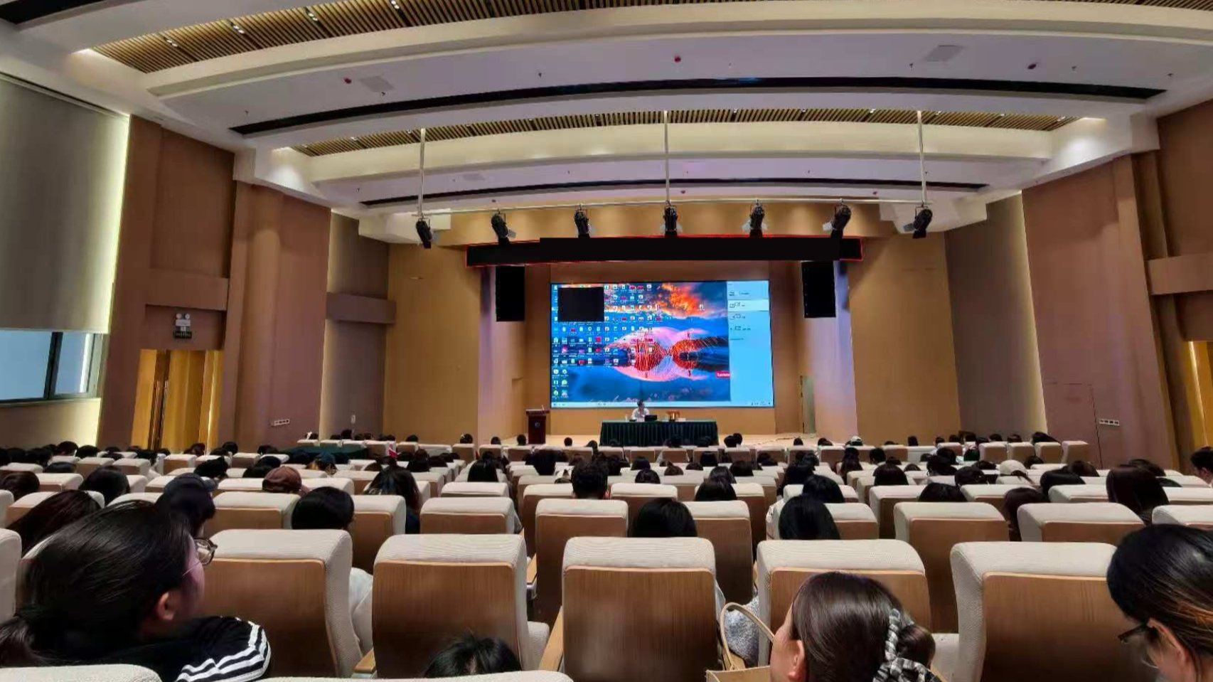 研途领航 助力升学——经管学院邀请甘肃政法大学专家教授来院开展考研指导专题讲座